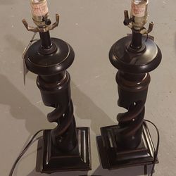 2 Lamps No Shade