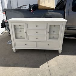 White 11 Drawer Dresser !
