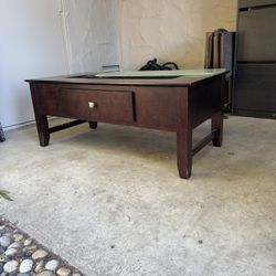 Coffee Table With Removable Glass 