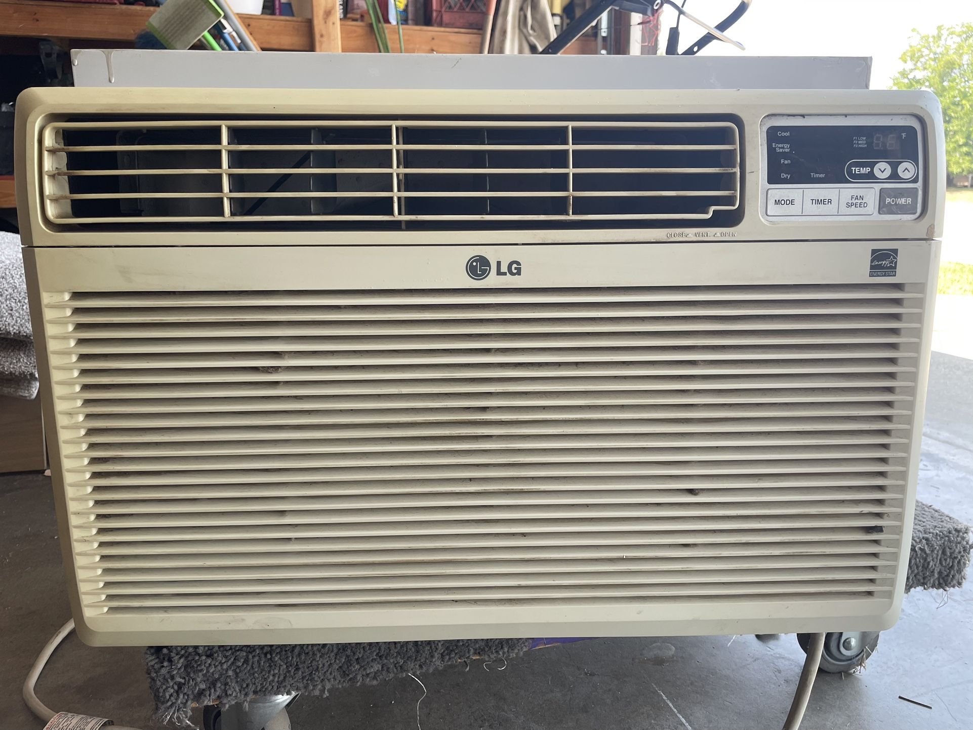 LG Air Conditioner 15,000 BTU