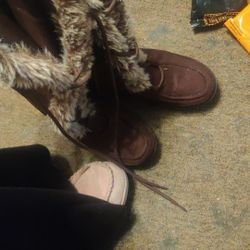 American Eagle Outfitters Boots With Fur