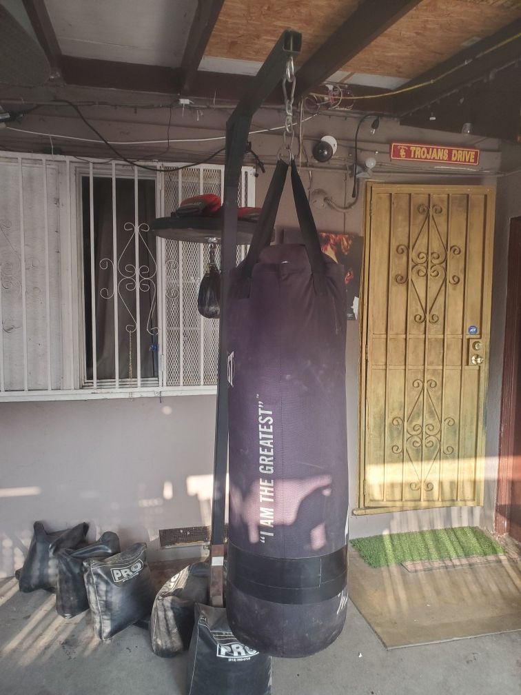 Heavy bag stand with heavy bag and speed bag