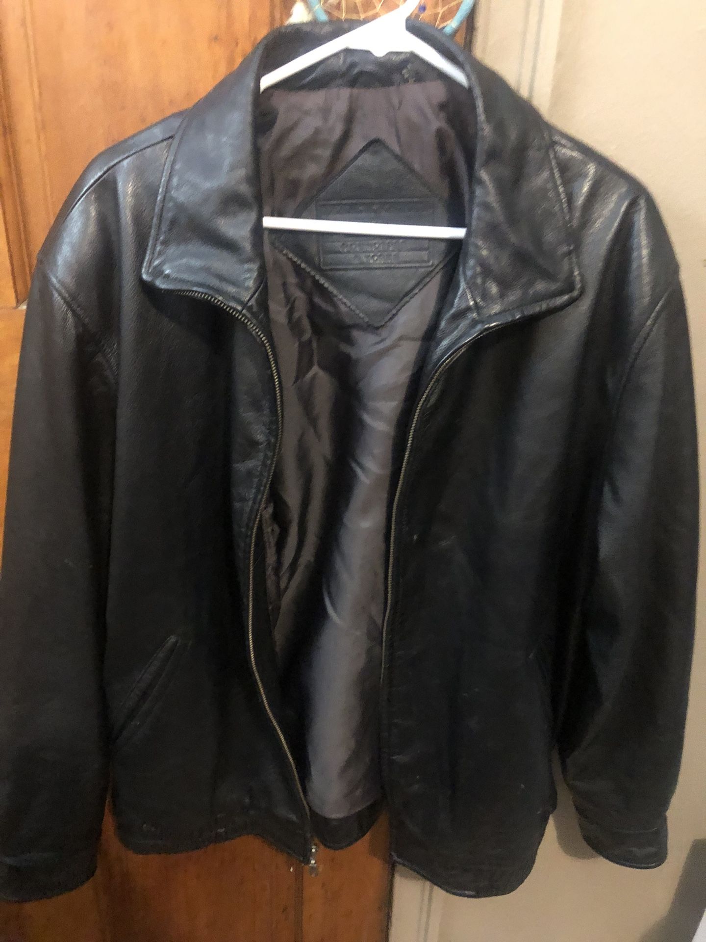 Mens Roundtree And York Leather Jacket  Size Large 