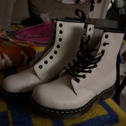 Dr.Martens White boots 