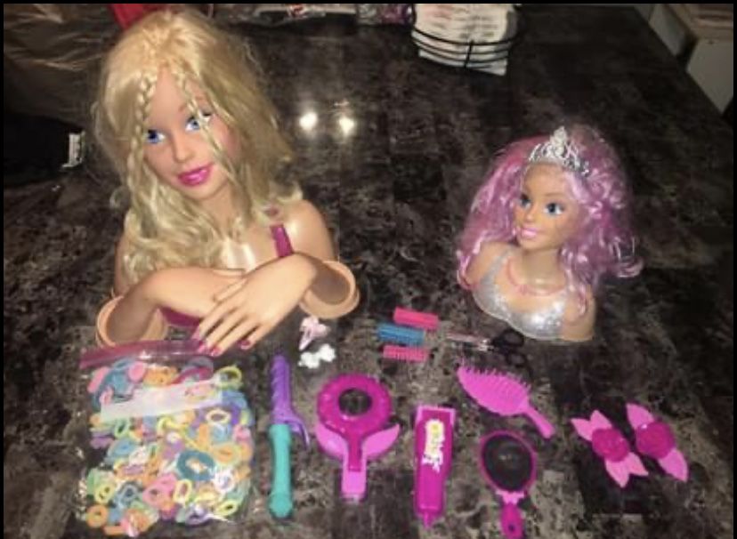 Barbie’s style deluxe