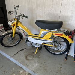 1979 Motobecane Mobylette 50v Moped