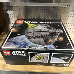LEGO Star Wars Ultimate Collector Series Death Star II 10143 I