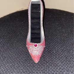 Ring Holder Shoe, Pink,6.5” 4.5”