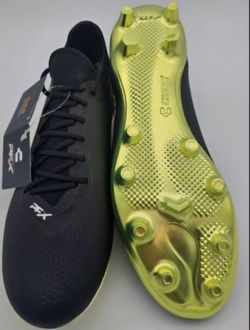 Soccer cleats