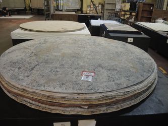 Round Area Rug — (Gray / Ivory Abstract)