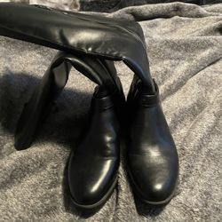 Black Boots