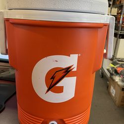 5 Gallon Gatorade Cooler