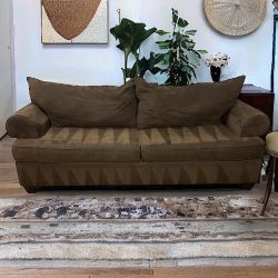 Brown Couch Sofa **ALL NYC DELIVERY**