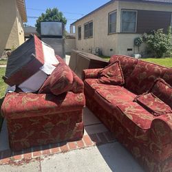 Free! Come Pick It Up While It's Here!