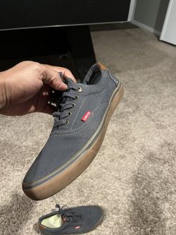 Levis Shoes - Size 9