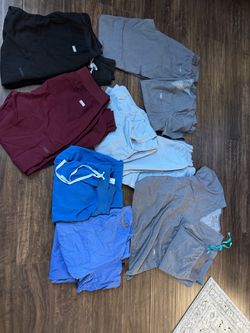 Women’s scrubs
