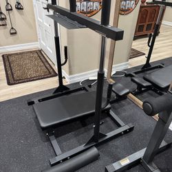 Vertical Leg Press 