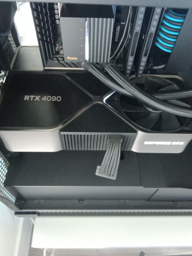 Nvidia GeForce RTX 4090 Founders Edition 24GB Graphics Card