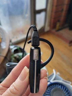 Bluetooth headset
