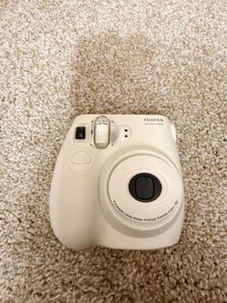 Fujifilm Instax Mini Instant Camera White