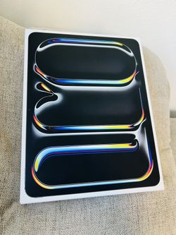 iPad Pro 13 inch m5 chip 256 GB Wi-Fi and cellular