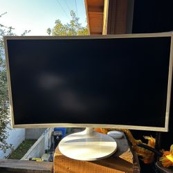 Samsung 27’ Monitor