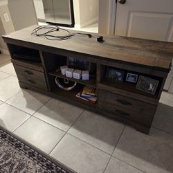 Tv stand