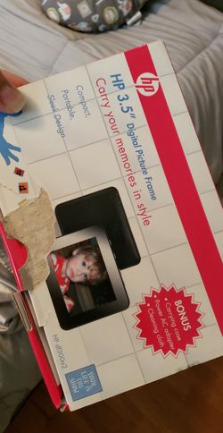 Digital picture frame