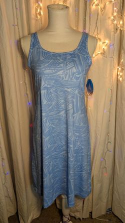 NWT Columbia Women's Omni Freeze UPF 50 Blue and White Dress, Size Medium