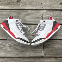 Jordan 3 Retro ‘ Fire Red’ 2022 /  Used