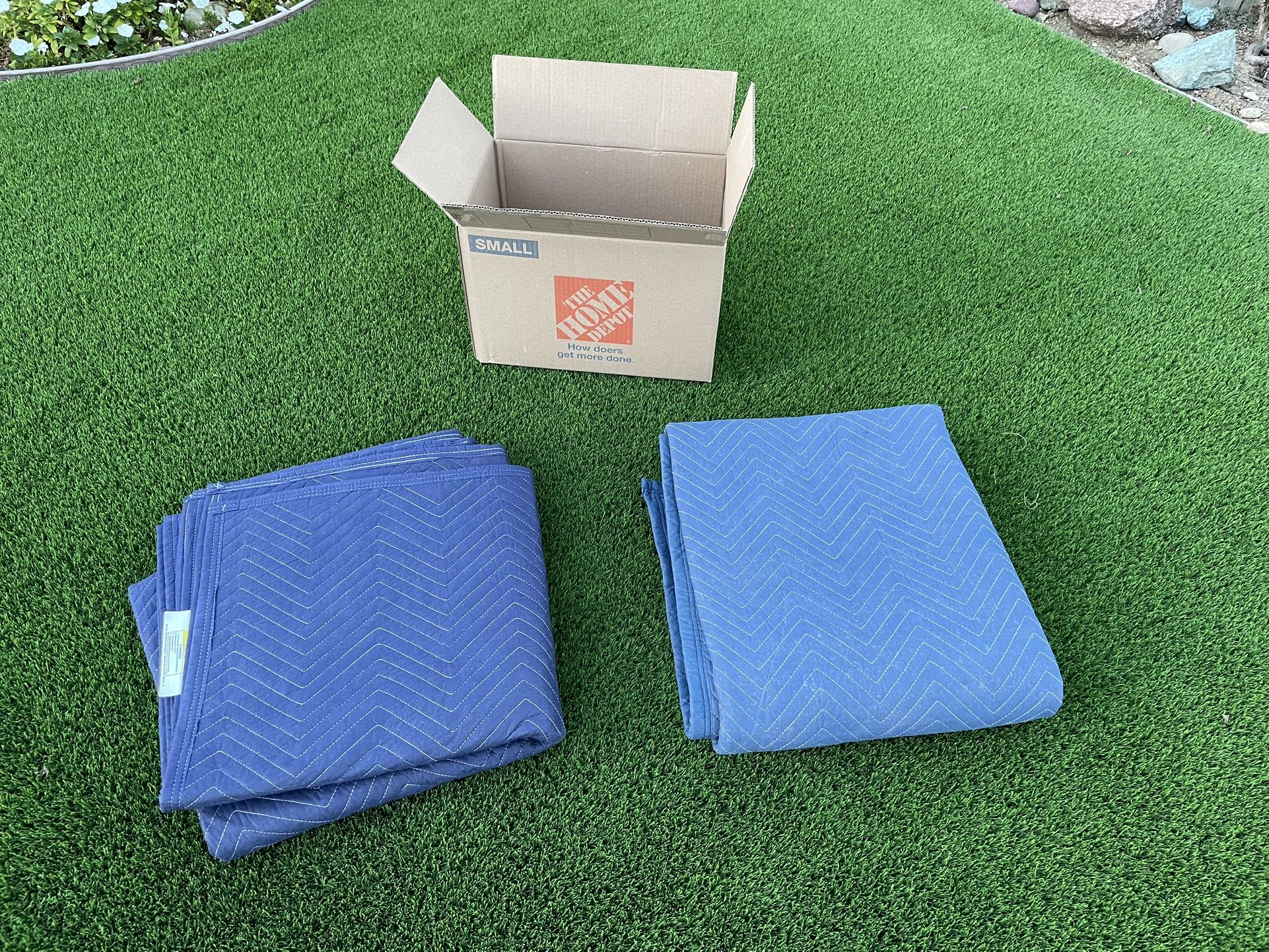 Furniture Pads & Moving Boxes