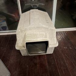 Rainproof Sturdy Dog House
