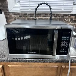 Microwave Black Decker Used