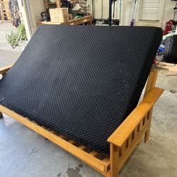 Futon Bed/couch 
