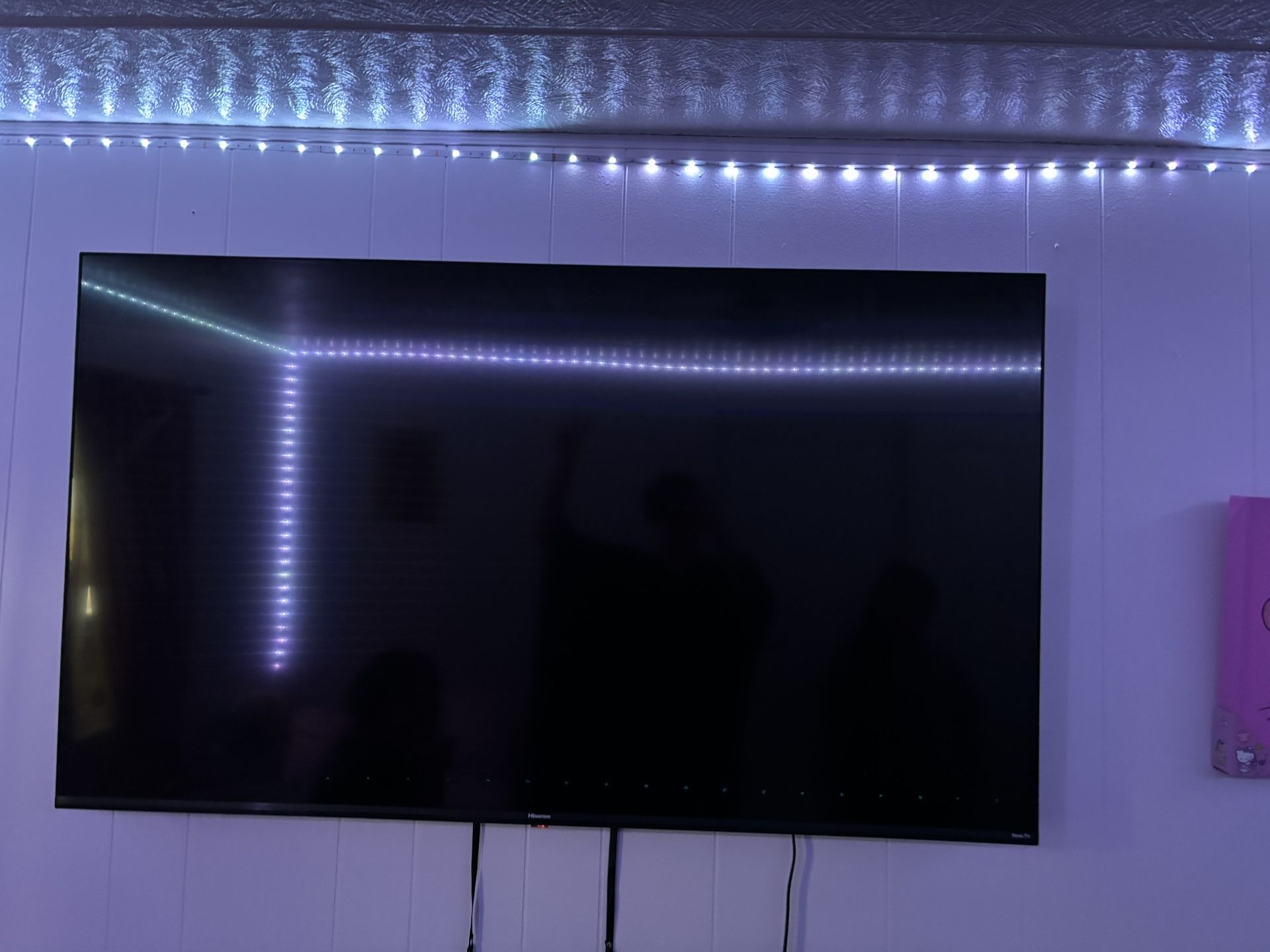 55 inch TV READ DESCRIPTION