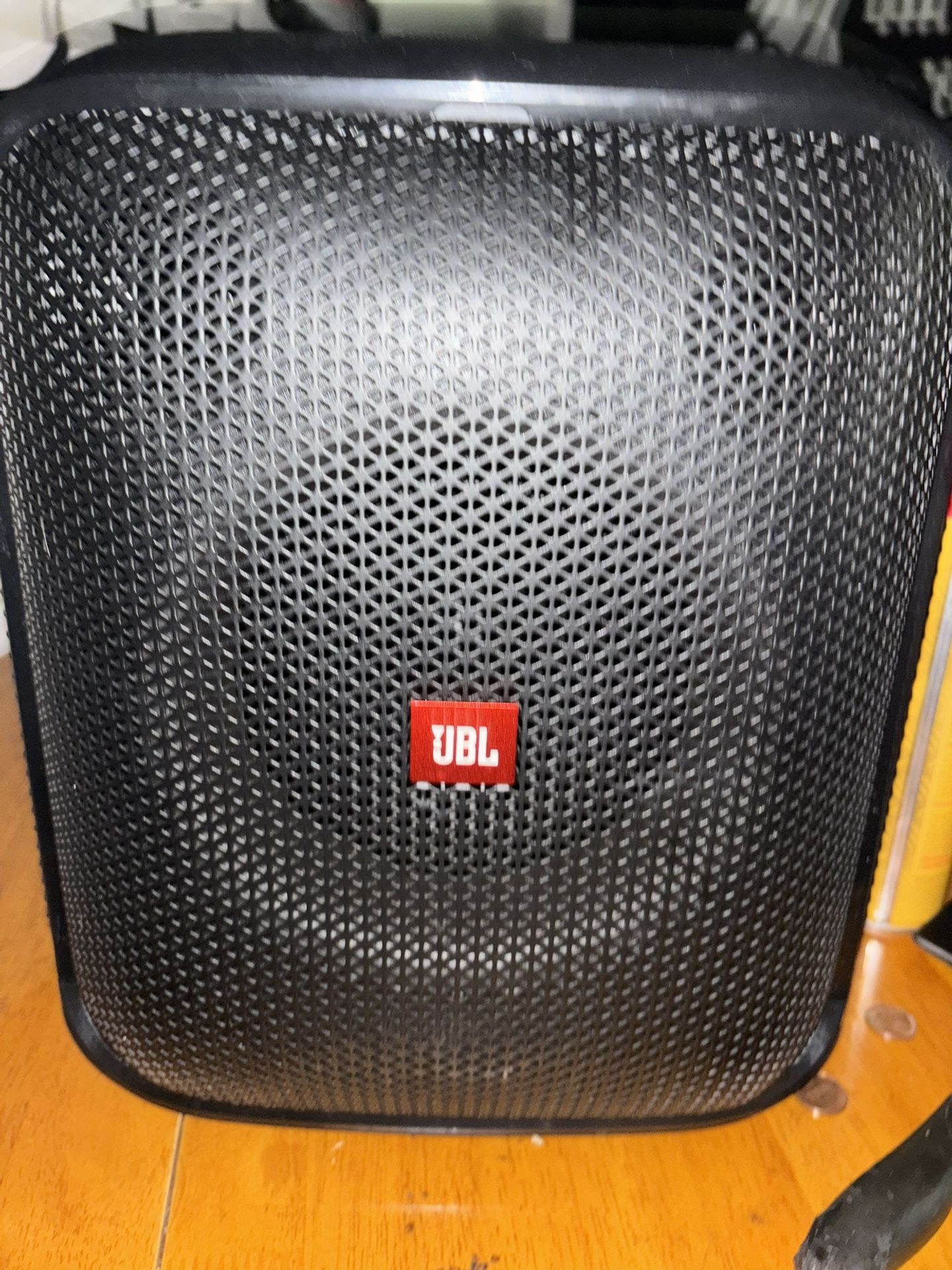 JBL PARTY BOX 