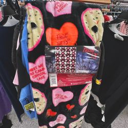♥️🩷 Friday the 13th ♥️🩷 Valoween Blanket