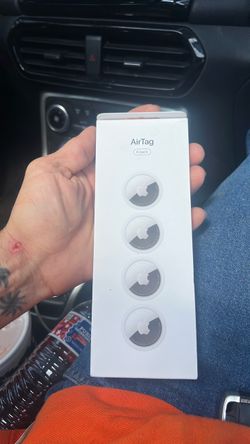 Apple air tags 4 pack