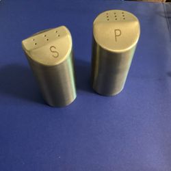 Don Salt/Pepper shakers Stainless Steel