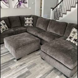 Ballinasloe Smoke Gray Sectional 💥 Couch 🛋  Fast Delivery 🚚  By Ashley⭐️