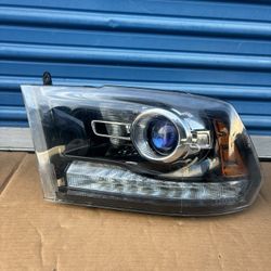 2013,2014,2015,2016,2017,2018 Dodge Ram 1500 Headlight/Foco Delantero LED Lh Driver Oem,Original Ask