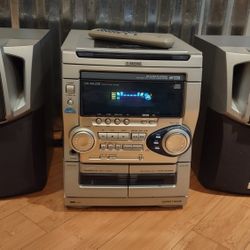 Aiwa CD/Cassette Stereo System 