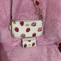 Coach strawberry 🍓