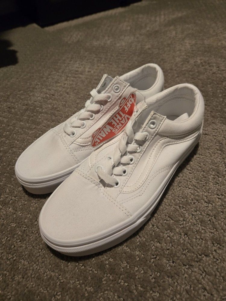 Old Skool Lace Up Sneaker 6.5 