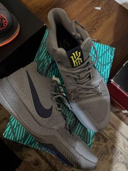 Nike Kyrie 3 Basketball Sneakers