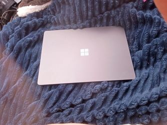 Like new/ very light use 2026 Microsoft surface laptop