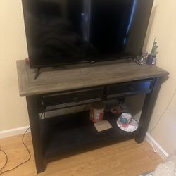 Table With Drawers
