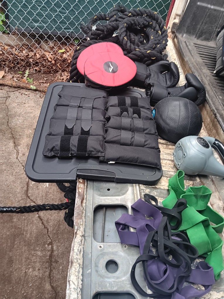 Work Out Equipment Mixed Lot