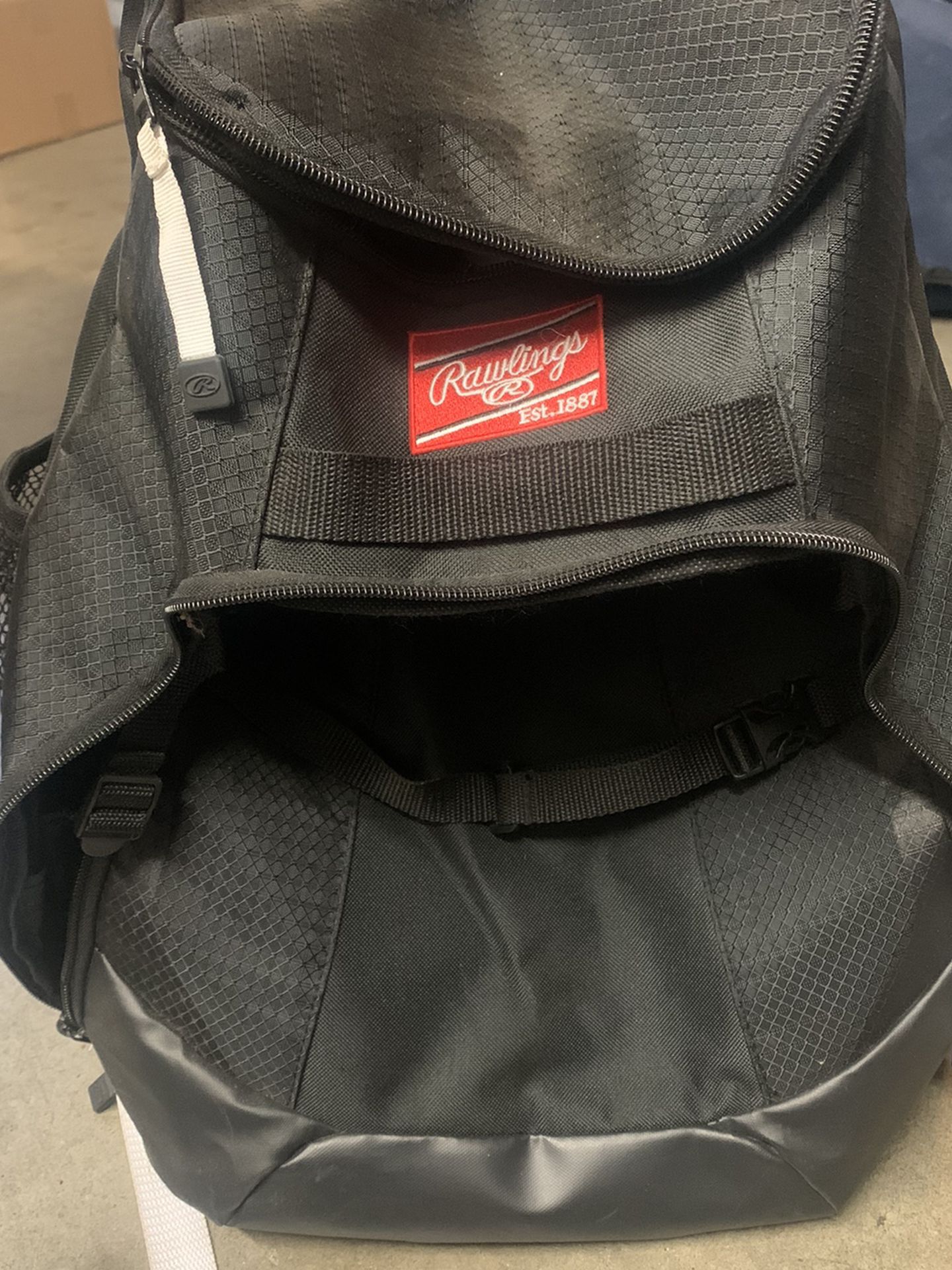 Rawlings Baseball Bag With Hook To Hang
