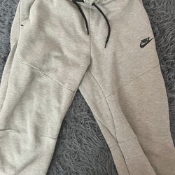 nike sweats